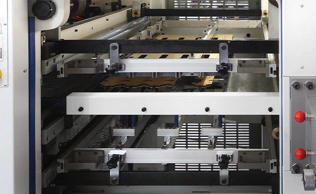 Dual-Station Parallel Scrap Removal