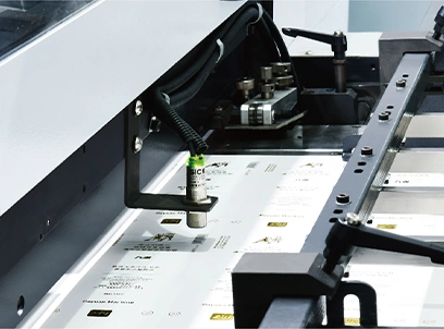 Optical positioning hot stamping system
