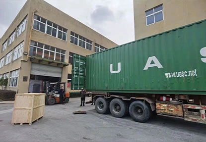 Longhua automatic embossing foil stamping die cutting machine (with holographic positioning and stripping) to Greece.